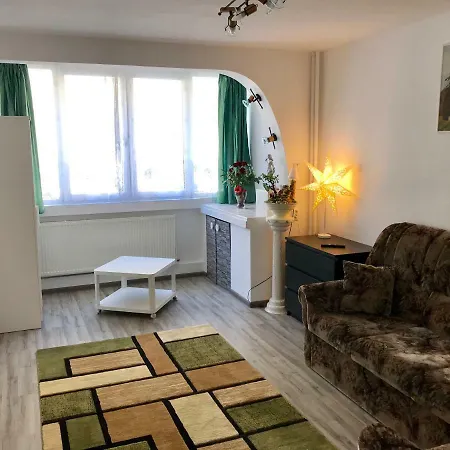 Apartament Kira *